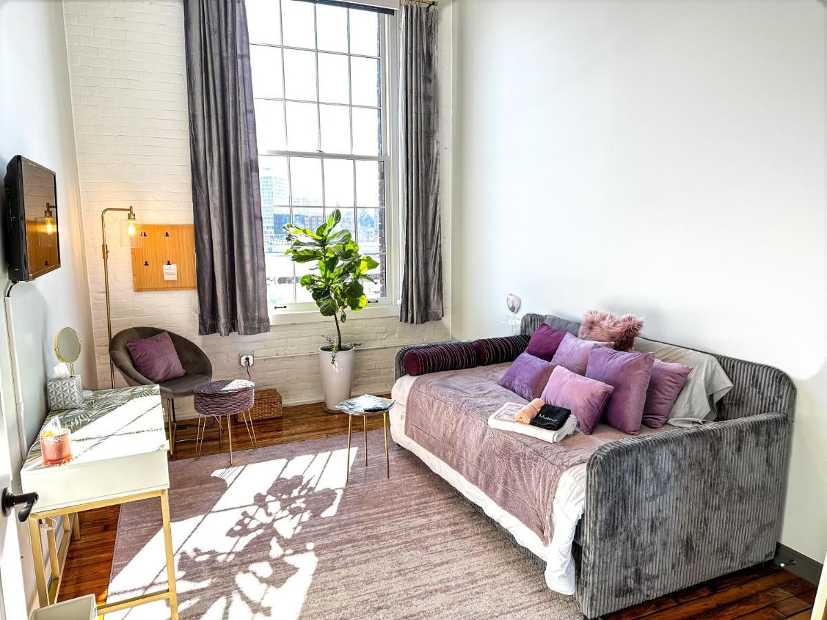 2Br 2Br Le Chateau 505 Lux Penthouse In A Historic Building Utica Exterior photo